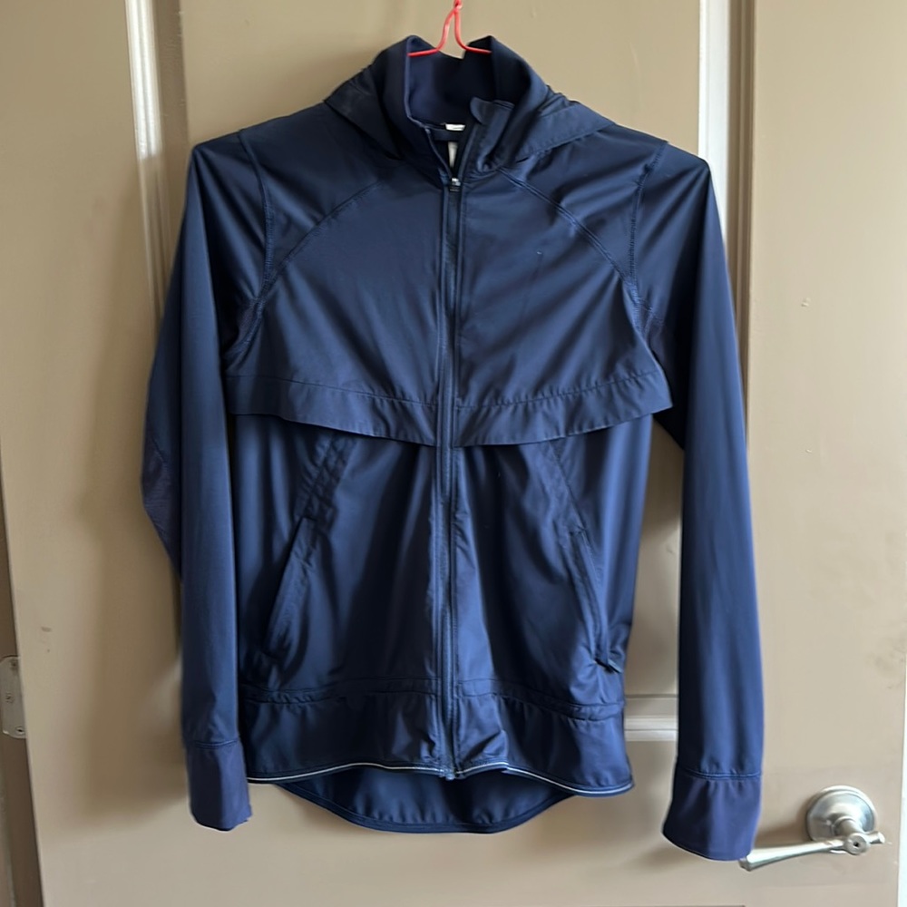 Lightweight lululemon jacket